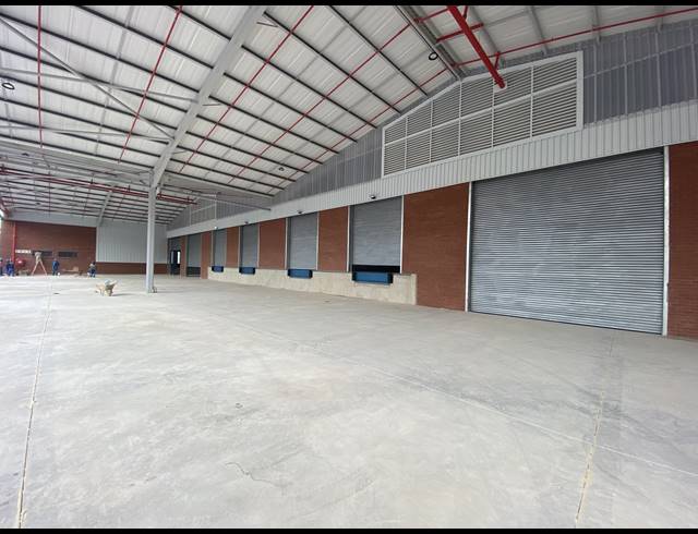 14,269M² WAREHOUSE TO LET IN PROSPECTON INDUSTRIAL